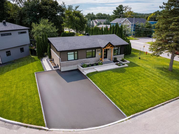 Résultat final d'un aménagement extérieur résidentiel par Terrassement XP